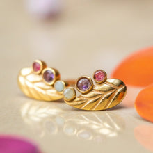 Lade das Bild in den Galerie-Viewer, MUJA JUMA Ohrstecker NIGELLA, Amethyst, in Gold