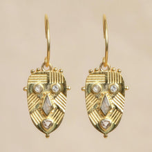 Lade das Bild in den Galerie-Viewer, MUJA JUMA Ohrringe Tiwi, in Gold