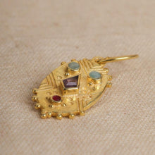 Lade das Bild in den Galerie-Viewer, MUJA JUMA Ohrringe Tiwi, Amethyst, in Gold