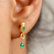 Lade das Bild in den Galerie-Viewer, MUJA JUMA Ohrstecker Komi, Achat & Prenit, in Gold