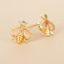 Lade das Bild in den Galerie-Viewer, MUJA JUMA Ohrstecker Bumblebee,Mondstein, in Gold
