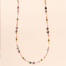 Lade das Bild in den Galerie-Viewer, MUJA JUMA Halskette Rhodoniet, in Gold
