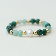 Lade das Bild in den Galerie-Viewer, MUJA JUMA Ring ELASTIC, Grün, in Gold