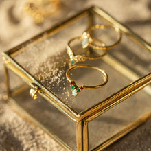 Lade das Bild in den Galerie-Viewer, MUJA JUMA Ring LUCIA, Amazonit, in Gold