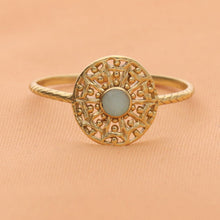 Lade das Bild in den Galerie-Viewer, MUJA JUMA Ring BLISS, Amazonit, in Gold