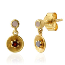 Lade das Bild in den Galerie-Viewer, MUJA JUMA Ohrstecker, Rosenquarz & Granat, in Gold
