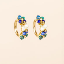 Lade das Bild in den Galerie-Viewer, MUJA JUMA Ohrringe CREOLE Lapis Lasuli, in Gold