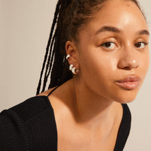 Lade das Bild in den Galerie-Viewer, PILGRIM Ohrringe FRIENDS, HOOPS & CUFF