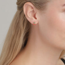 Lade das Bild in den Galerie-Viewer, PILGRIM Ohrstecker THRILL Rot, in Gold