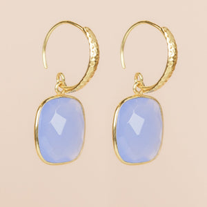 MUJA JUMA Ohrringe HELICONIAN, Blauer Chalzedon, in Gold