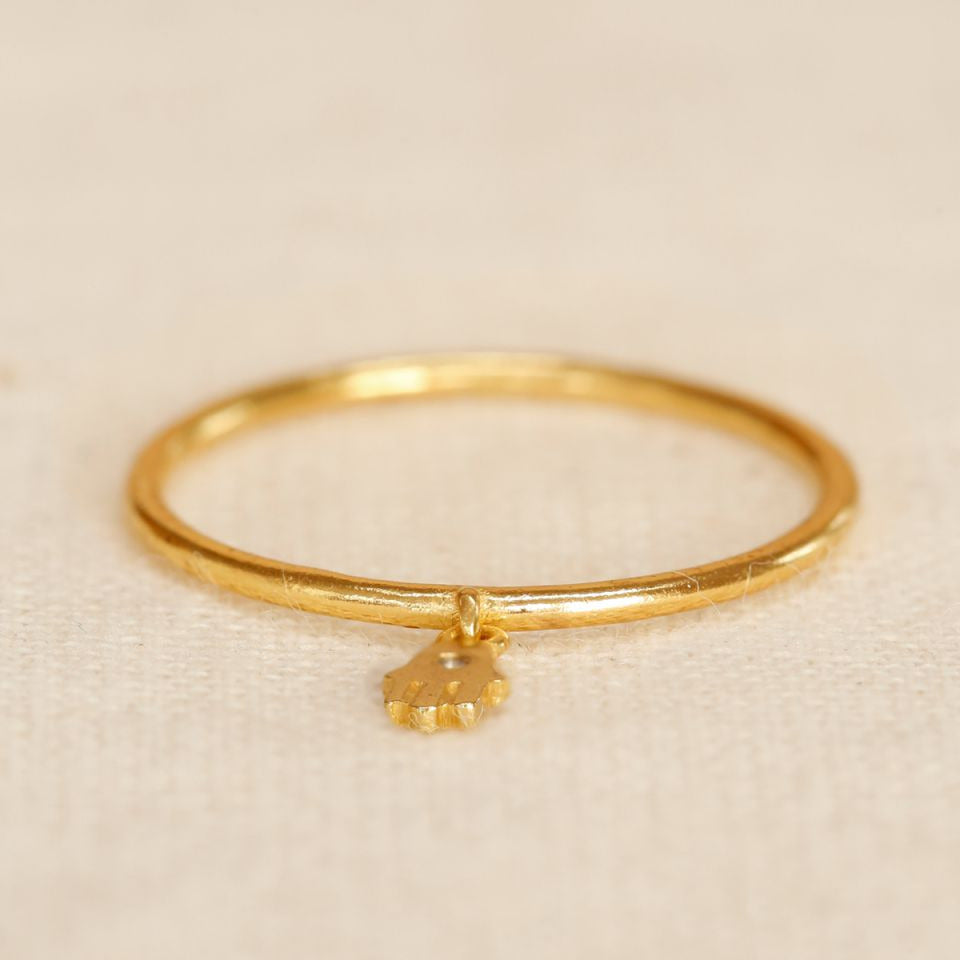 MUJA JUMA Ring HAMSA HAND, in Gold