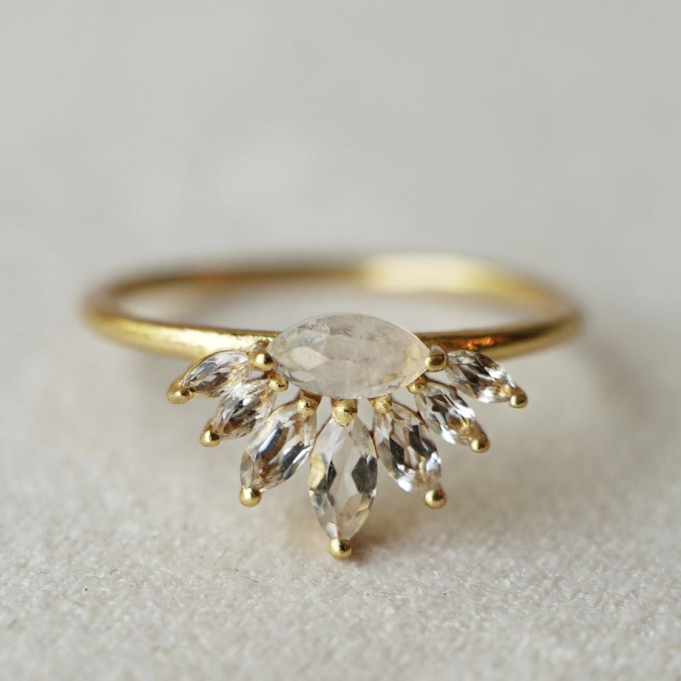 MUJA JUMA Ring LUCIA, 8 Stone, Weiß, Topas, in Gold