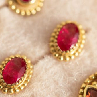 MUJA JUMA Ohrringe, Ruby, in Gold