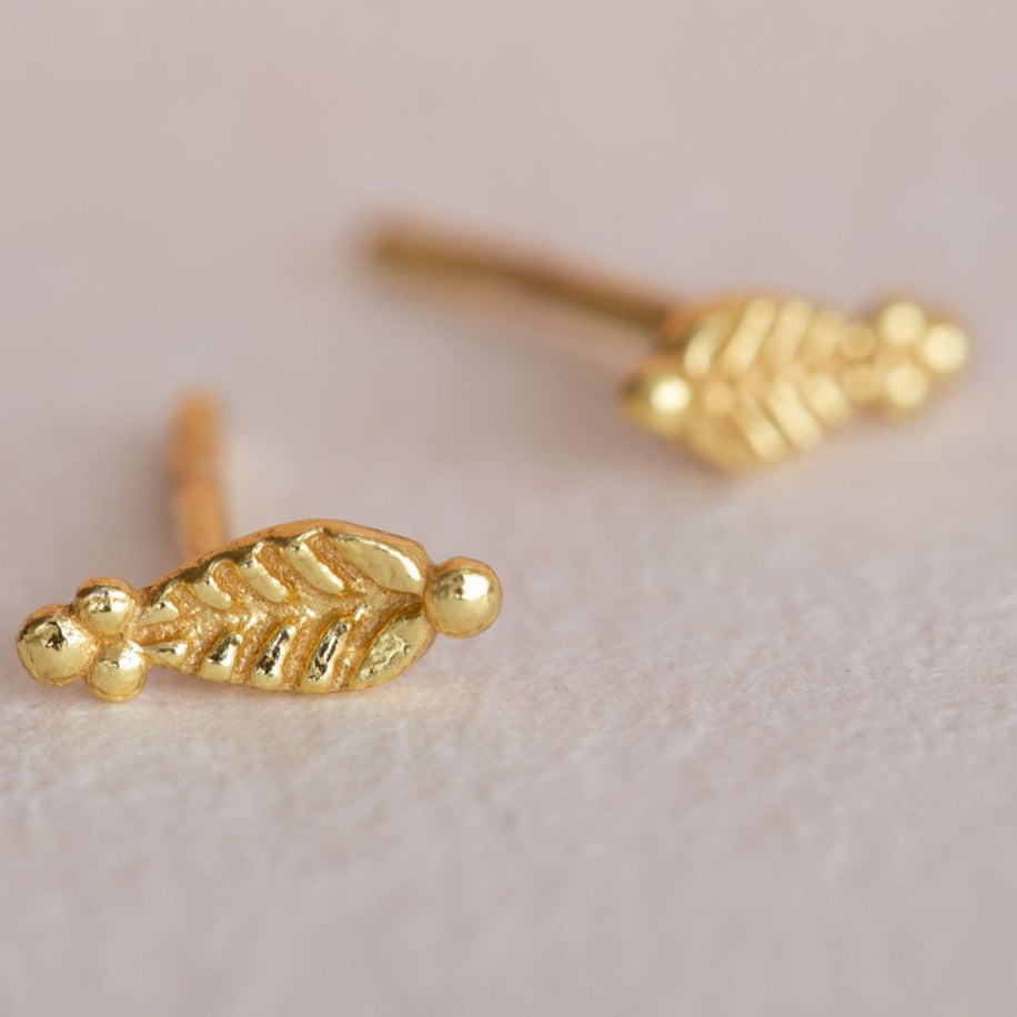 MUJA JUMA Ohrstecker, ADORLE LEAF, in Gold