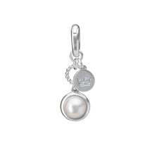 Lade das Bild in den Galerie-Viewer, SENCE Copenhagen Anhänger Charm PEARL WHITE, in Silber
