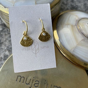 MUJA JUMA Ohrringe SHELL, Perle, in Gold